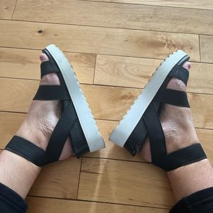 Steven by Steve Madden black sandals. Size 8 1/2